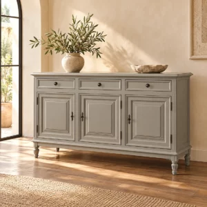 Buffet Louis 16 bis gris taupe dans une salle à manger